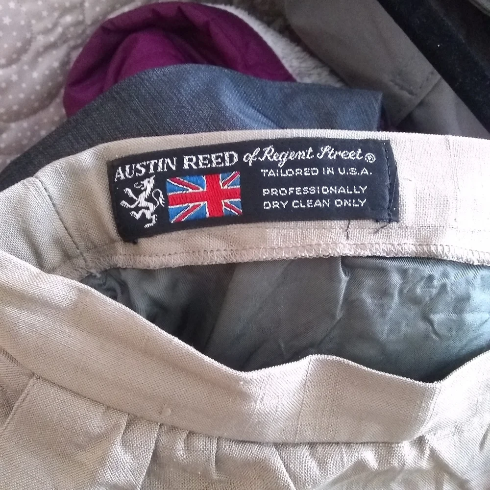 Vintage Austin Reed's of Regent Street skirt and jacket set, 8 - Picture 6 of 12